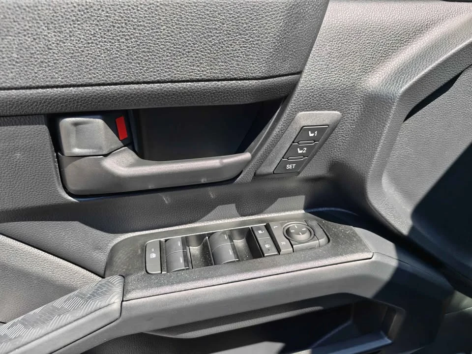 2026 Toyota 4Runner 6th Gen - Image 11 of 20