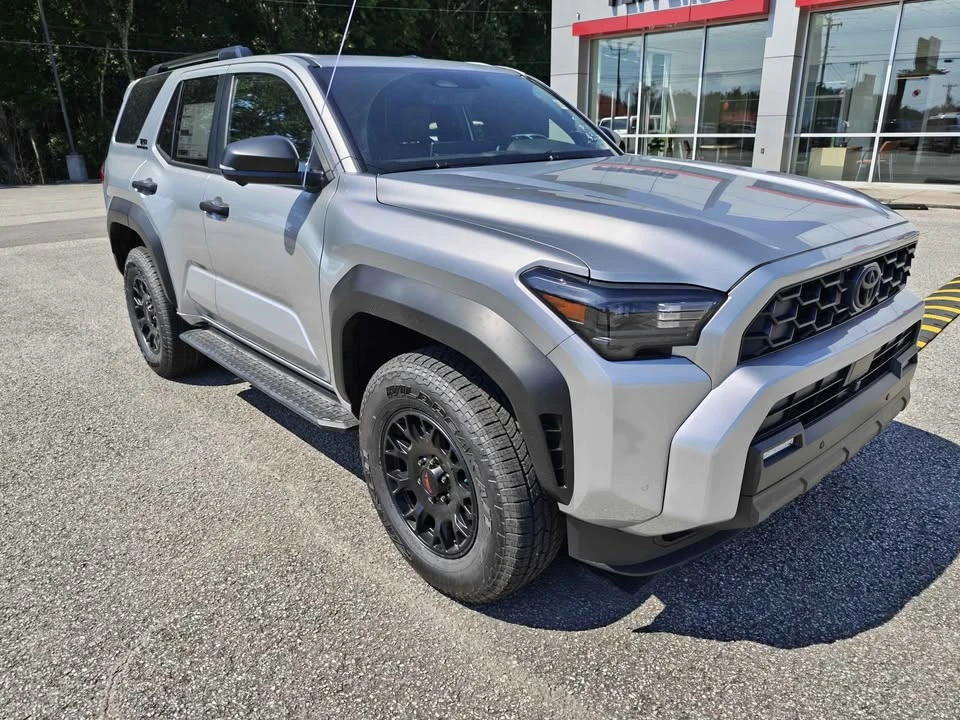 2026 Toyota 4Runner 6th Gen - Image 7 of 20