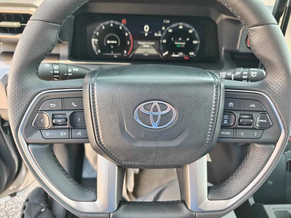 2026 Toyota 4Runner 6th Gen - Image 13 of 20