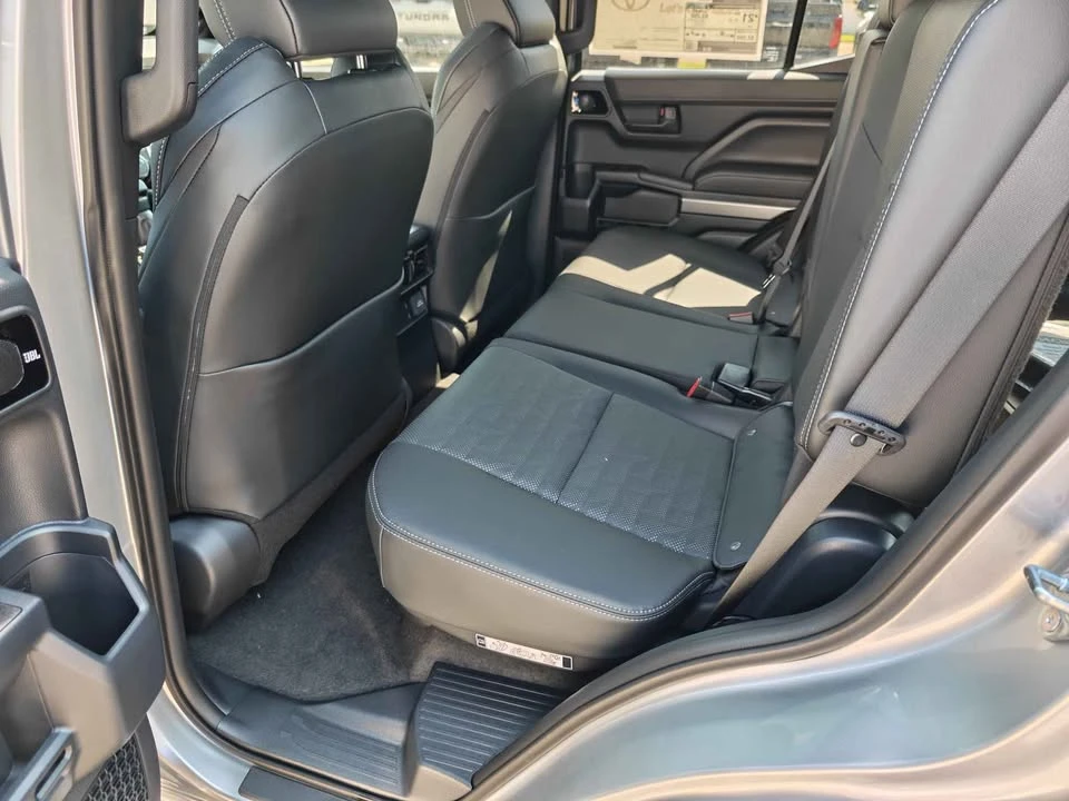 2026 Toyota 4Runner 6th Gen - Image 19 of 20
