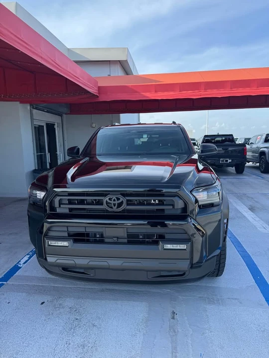2026 Toyota 4Runner 6th Gen - Image 2 of 9
