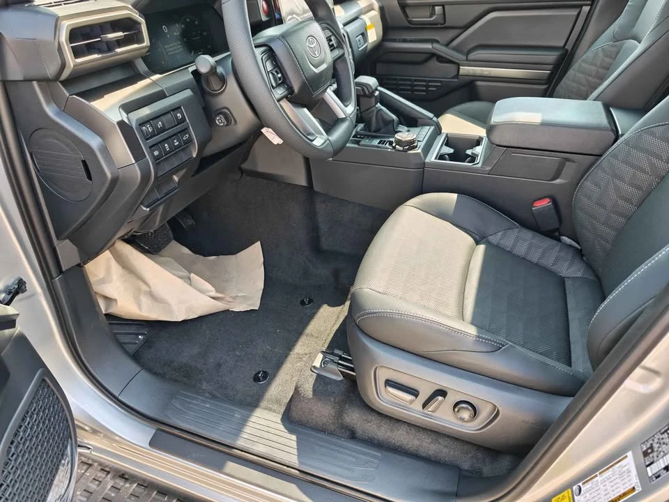 2026 Toyota 4Runner 6th Gen - Image 18 of 20