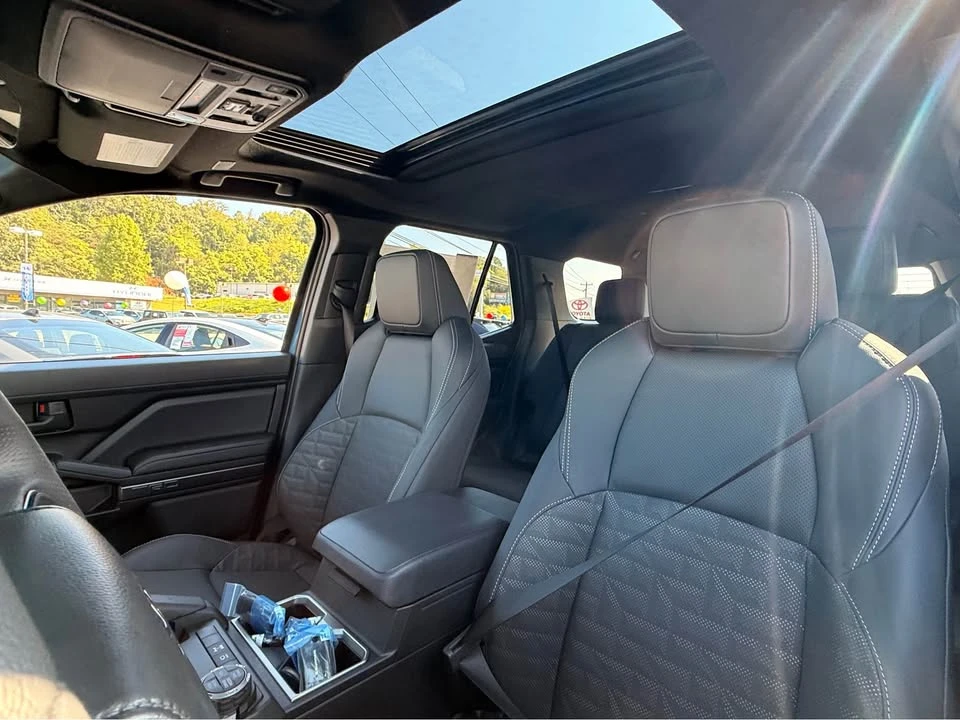 2026 Toyota 4Runner 6th Gen - Image 7 of 16