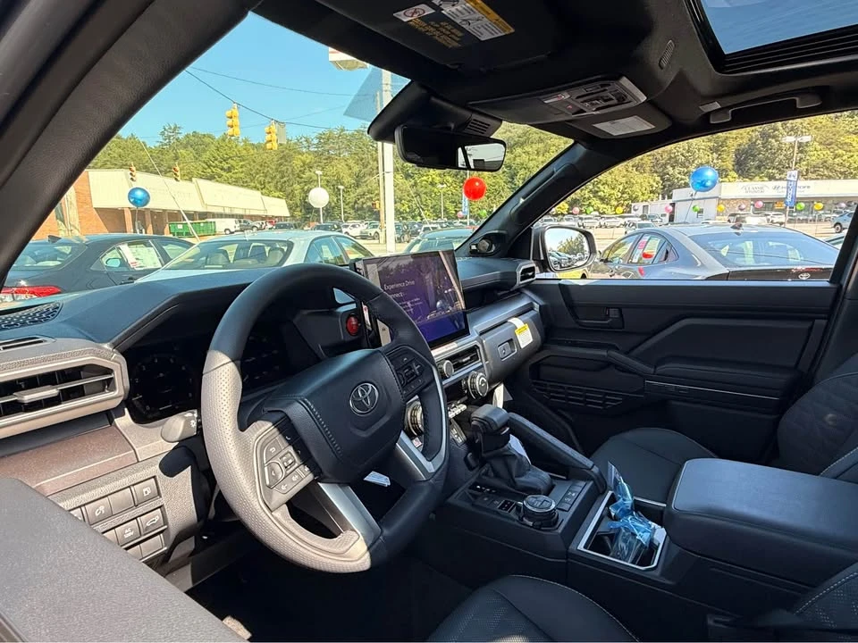 2026 Toyota 4Runner 6th Gen - Image 8 of 16