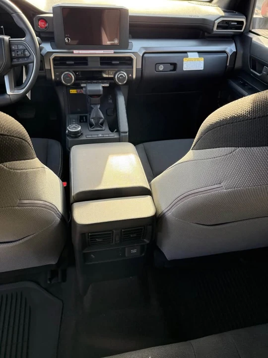 2026 Toyota 4Runner 6th Gen - Image 6 of 9