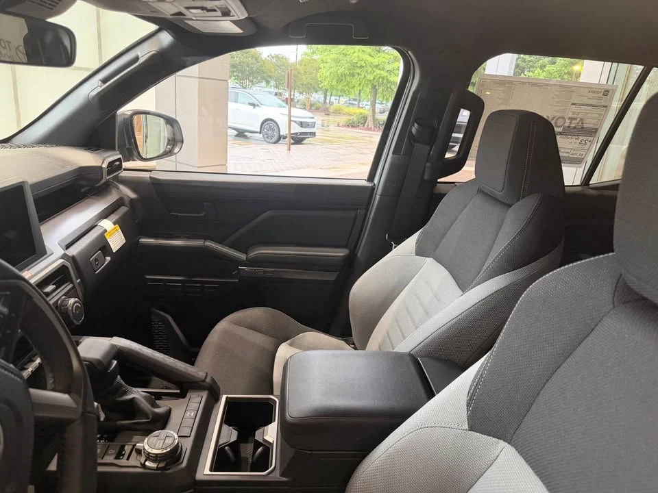 2026 Toyota 4Runner 6th Gen - Image 4 of 6