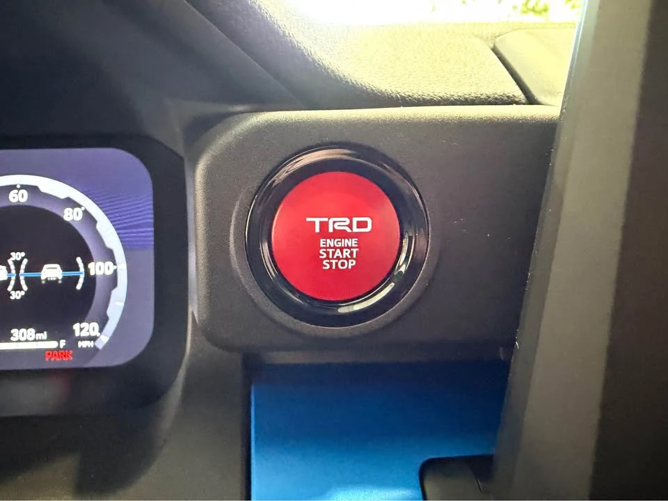 2026 Toyota 4Runner 6th Gen - Image 11 of 20