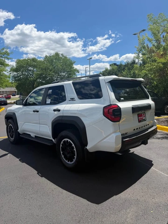 2026 Toyota 4Runner 6th Gen - Image 4 of 12