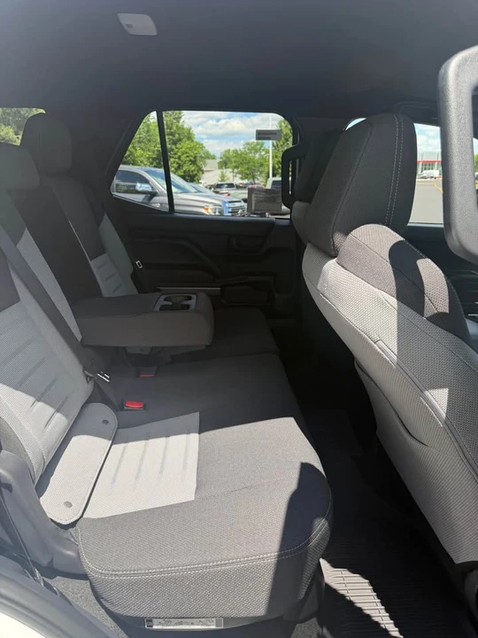 2026 Toyota 4Runner 6th Gen - Image 6 of 12