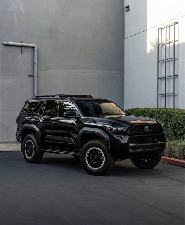 2026 Toyota 4Runner 6th Gen - Image 6 of 7