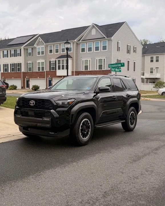 2026 Toyota 4Runner 6th Gen - Image 2 of 7