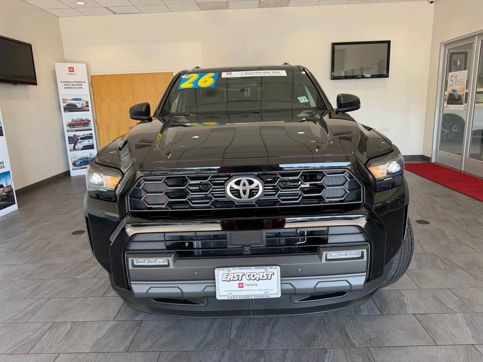 2026 Toyota 4Runner 6th Gen - Image 2 of 20