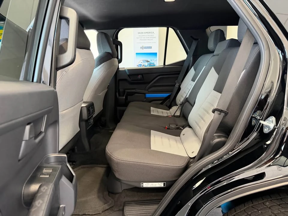 2026 Toyota 4Runner 6th Gen - Image 15 of 20