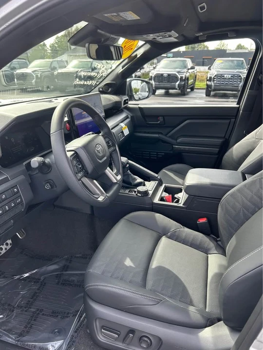2026 Toyota 4Runner 6th Gen - Image 6 of 12