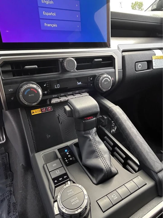 2026 Toyota 4Runner 6th Gen - Image 7 of 12