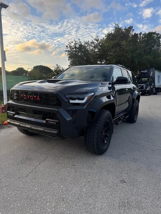 2026 Toyota 4Runner 6th Gen - Image 4 of 5