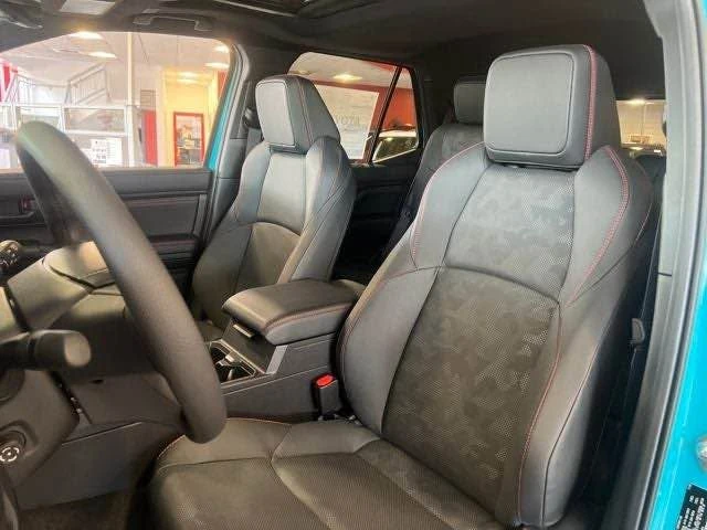 2026 Toyota 4Runner 6th Gen - Image 5 of 11