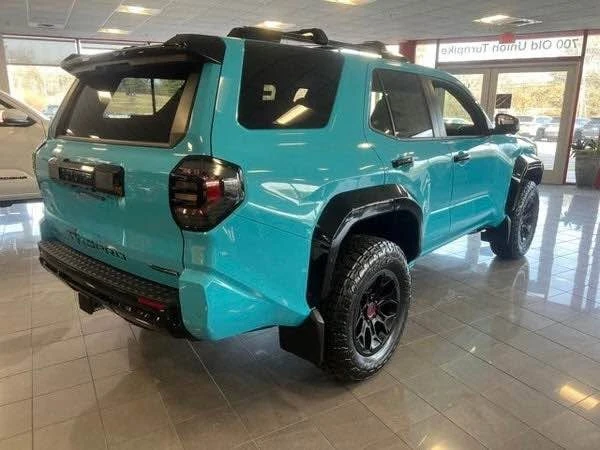 2026 Toyota 4Runner 6th Gen - Image 3 of 11