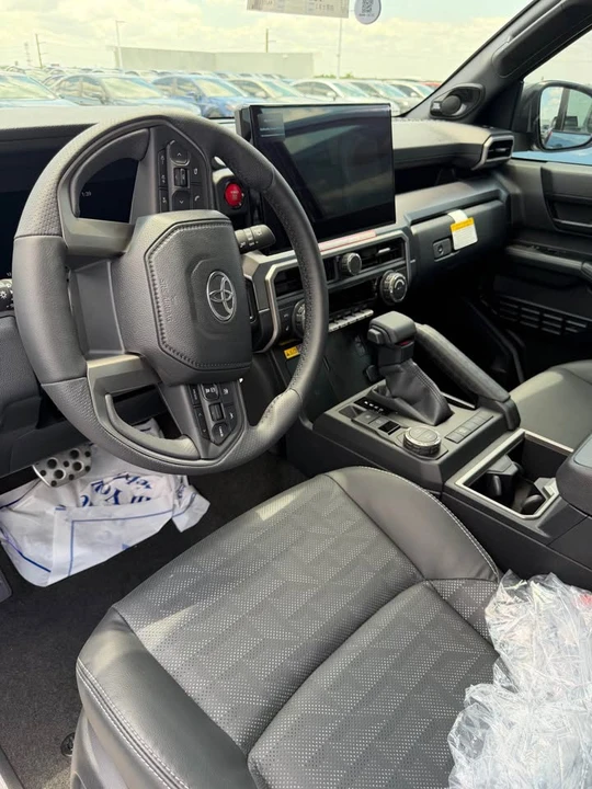 2026 Toyota 4Runner 6th Gen - Image 9 of 11