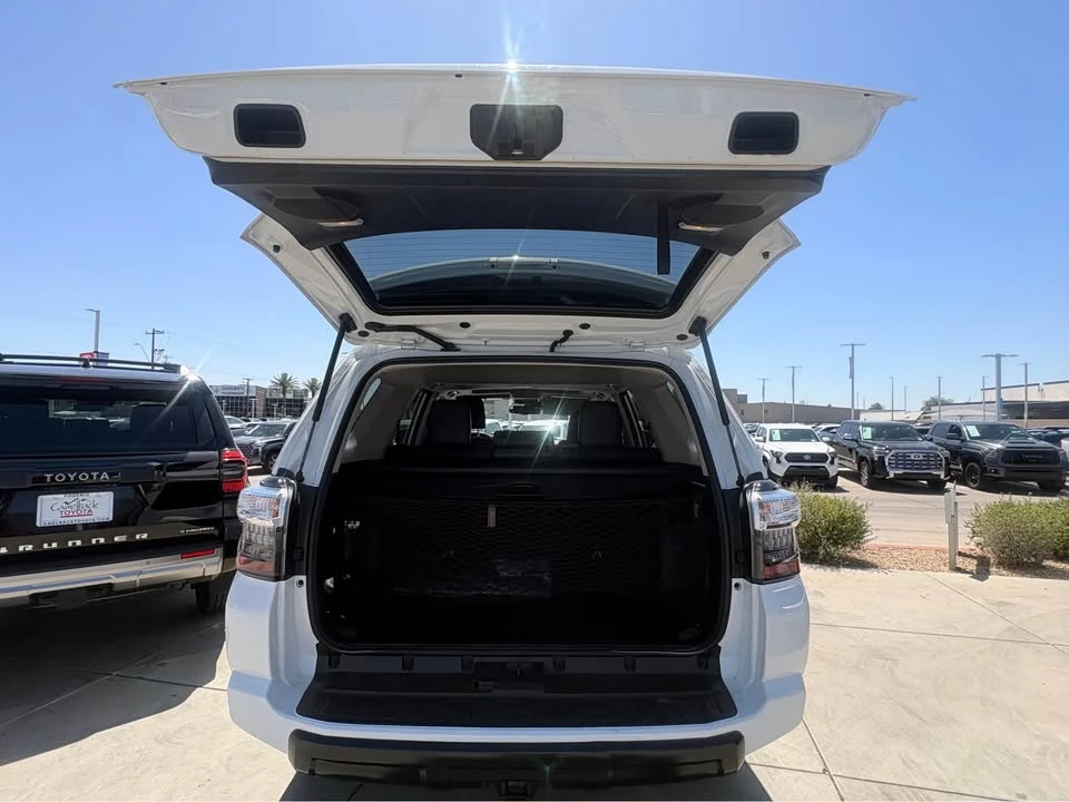 2026 Toyota 4Runner 6th Gen - Image 5 of 9