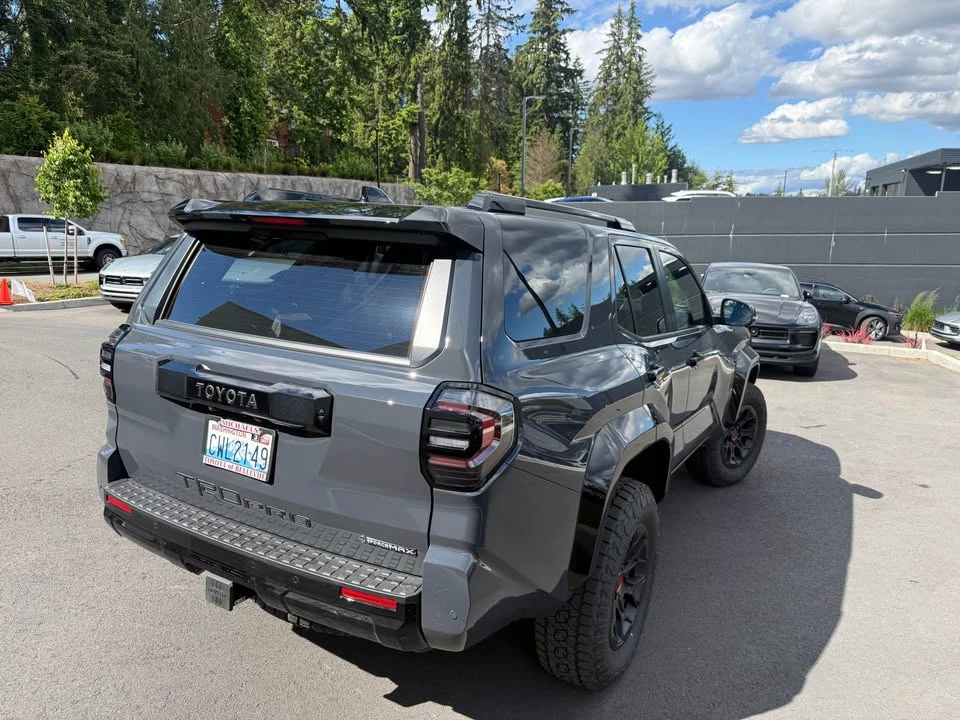 2026 Toyota 4Runner 6th Gen - Image 5 of 11