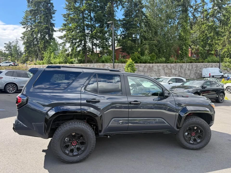 2026 Toyota 4Runner 6th Gen - Image 6 of 11
