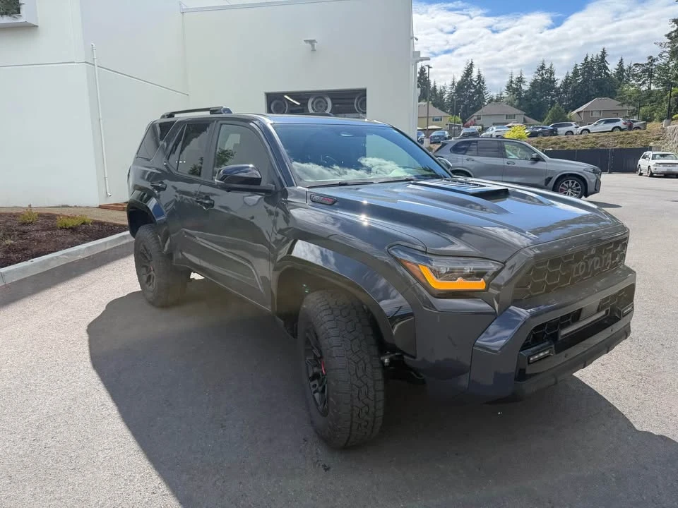 2026 Toyota 4Runner 6th Gen - Image 7 of 11