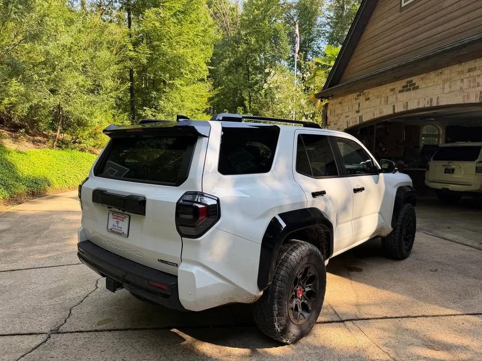 2026 Toyota 4Runner 6th Gen - Image 3 of 10