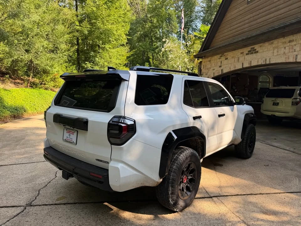 2026 Toyota 4Runner 6th Gen - Image 2 of 10