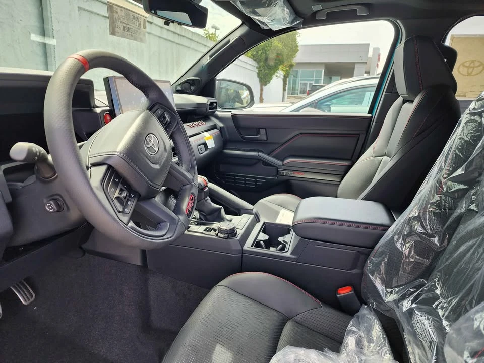 2026 Toyota 4Runner 6th Gen - Image 3 of 4