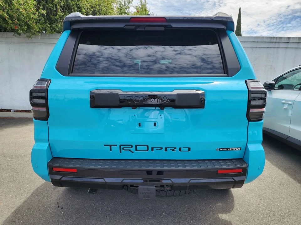 2026 Toyota 4Runner 6th Gen - Image 2 of 4