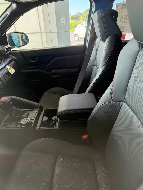 2026 Toyota 4Runner 6th Gen - Image 9 of 10