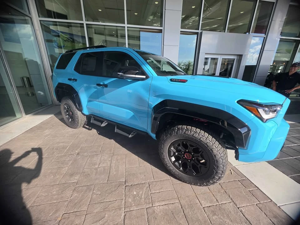 2026 Toyota 4Runner 6th Gen - Image 4 of 6