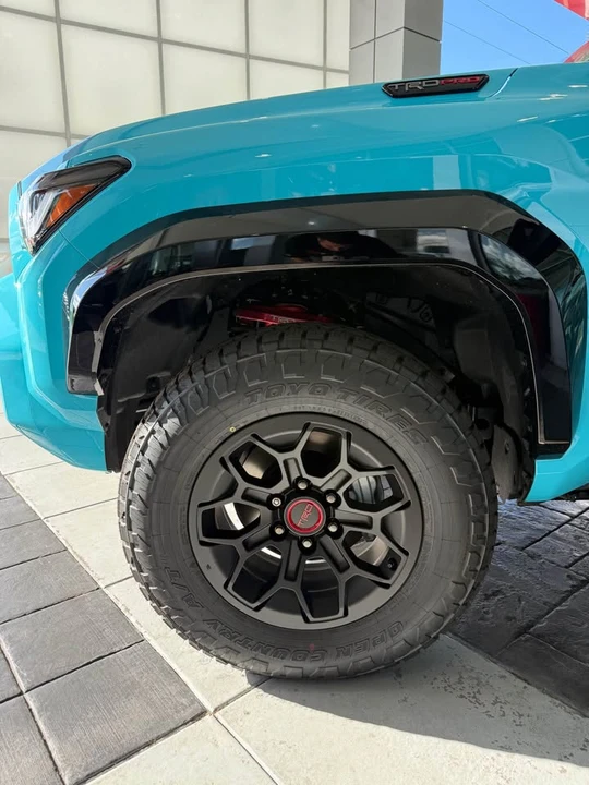 2026 Toyota 4Runner 6th Gen - Image 8 of 10
