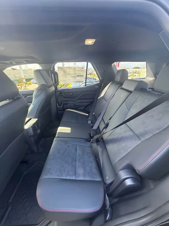 2026 Toyota 4Runner 6th Gen - Image 11 of 16