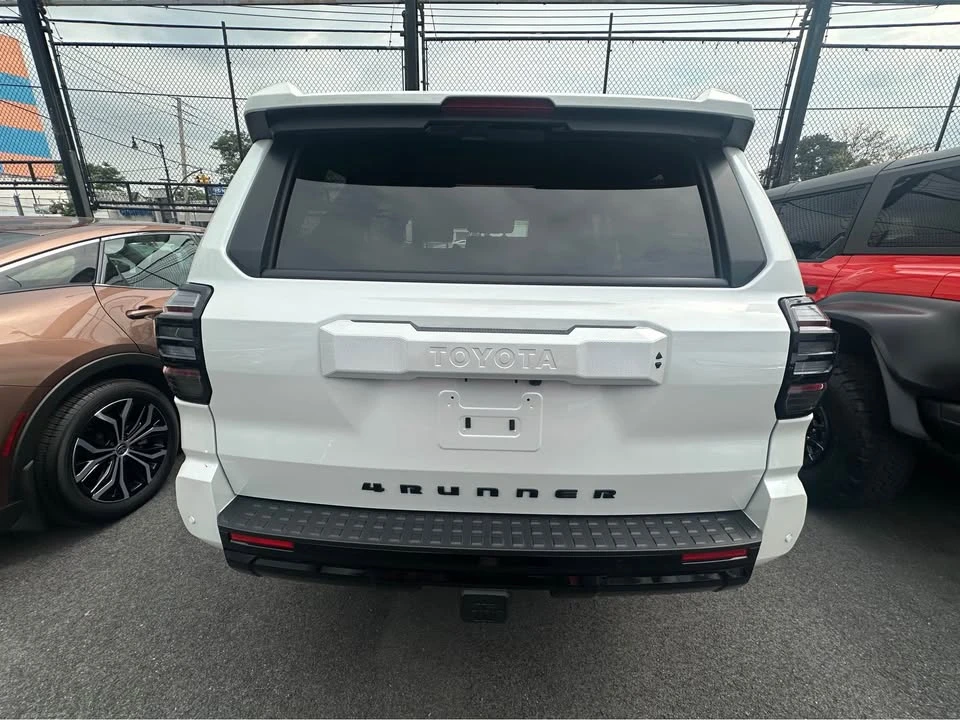 2026 Toyota 4Runner 6th Gen - Image 3 of 6