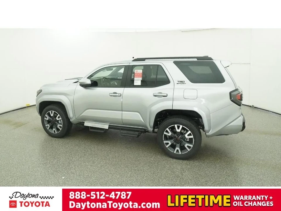 2026 Toyota 4Runner 6th Gen - Image 4 of 12