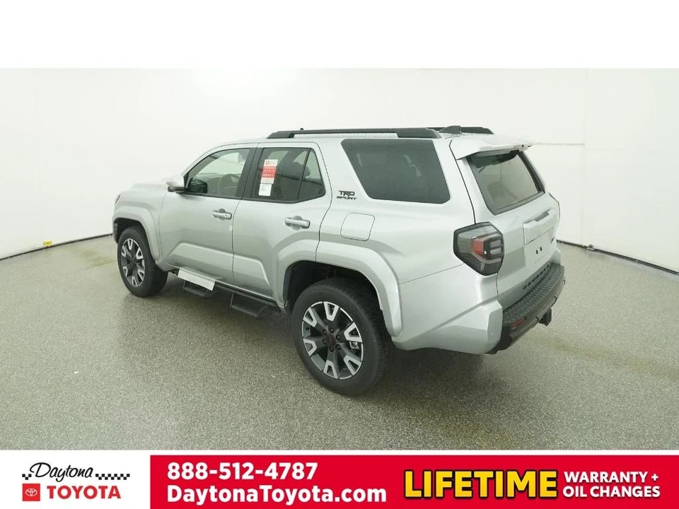 2026 Toyota 4Runner 6th Gen - Image 5 of 12