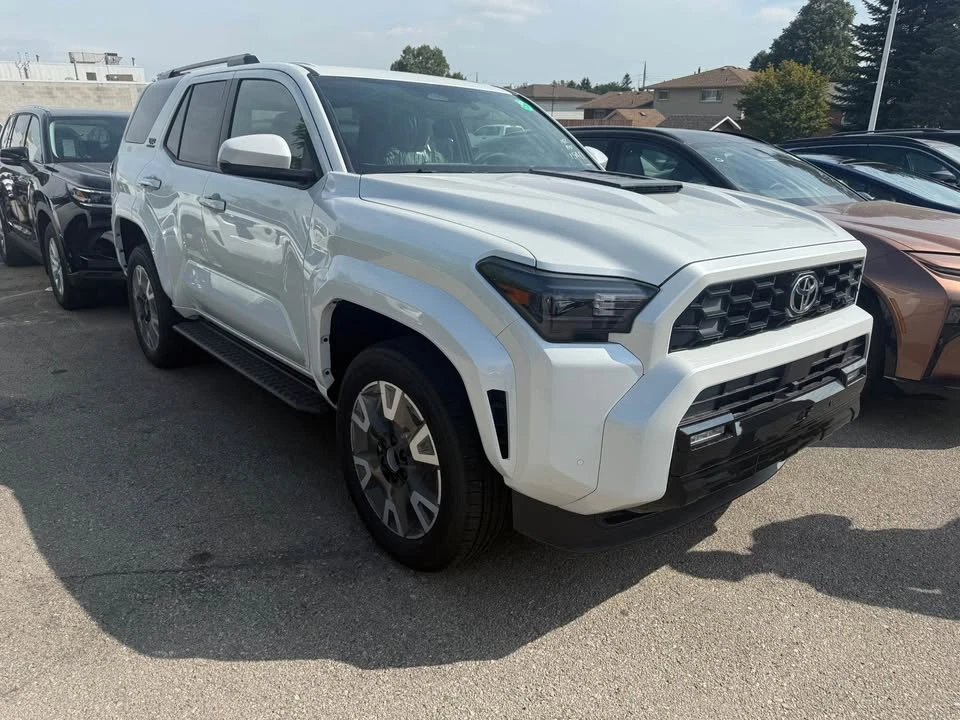 2026 Toyota 4Runner 6th Gen - Image 3 of 5