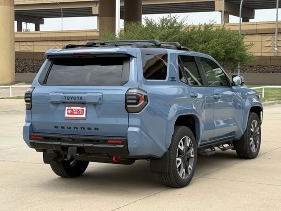2026 Toyota 4Runner 6th Gen - Image 3 of 16