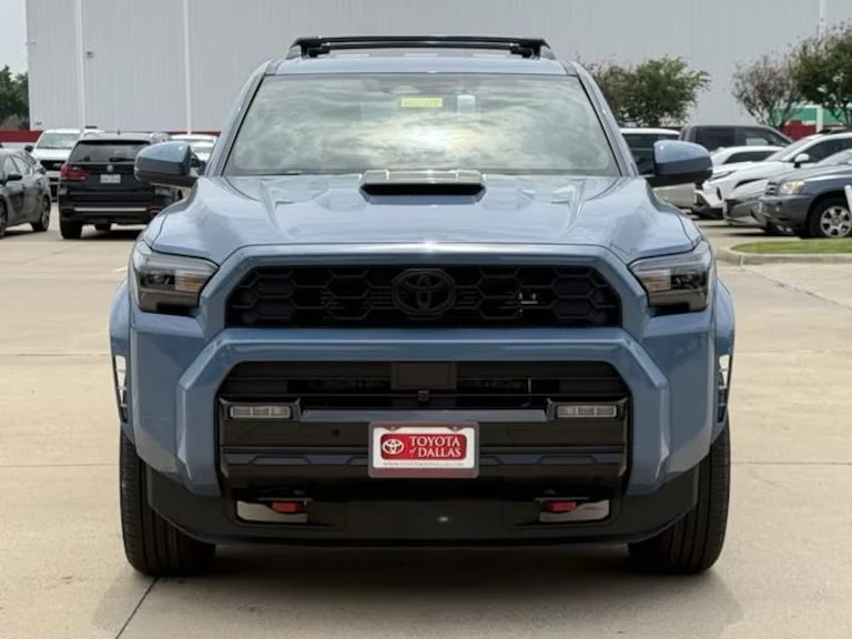 2026 Toyota 4Runner 6th Gen - Image 5 of 16
