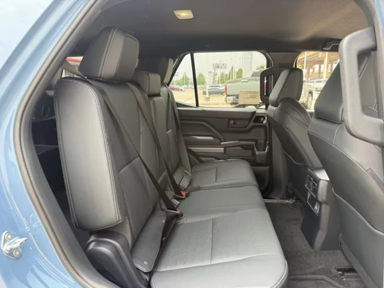 2026 Toyota 4Runner 6th Gen - Image 14 of 16
