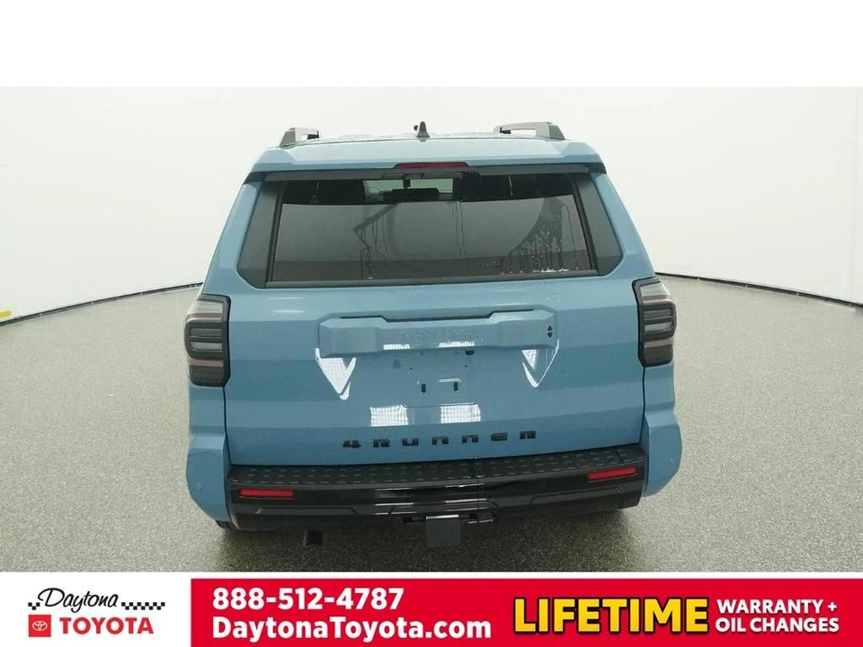 2026 Toyota 4Runner 6th Gen - Image 7 of 12