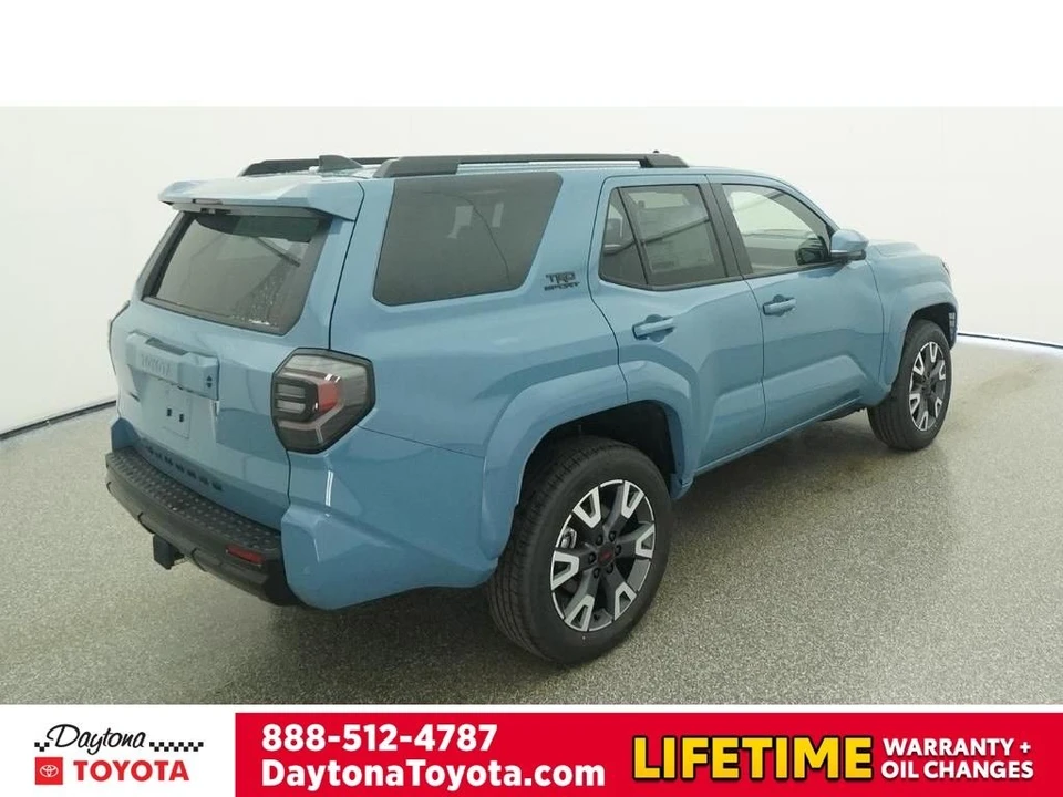2026 Toyota 4Runner 6th Gen - Image 9 of 12