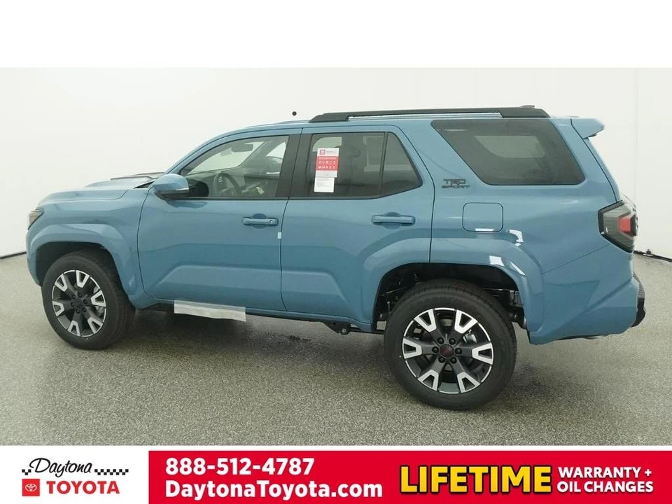 2026 Toyota 4Runner 6th Gen - Image 4 of 12