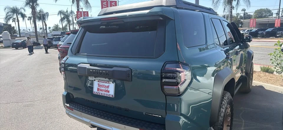 2026 Toyota 4Runner 6th Gen - Image 4 of 8