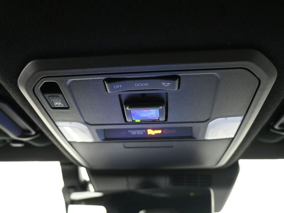 2026 Toyota 4Runner 6th Gen - Image 17 of 21