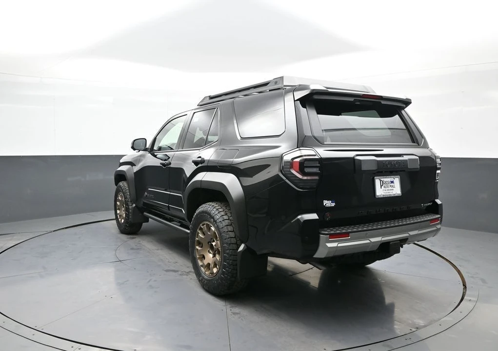 2026 Toyota 4Runner 6th Gen - Image 8 of 12