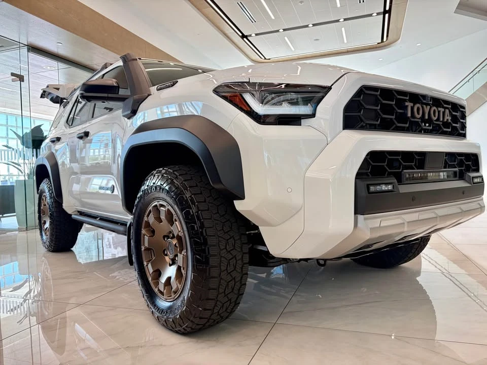 2026 Toyota 4Runner 6th Gen - Image 6 of 13