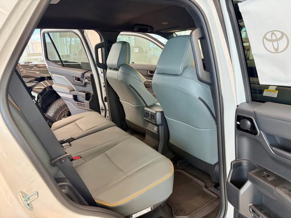 2026 Toyota 4Runner 6th Gen - Image 12 of 13